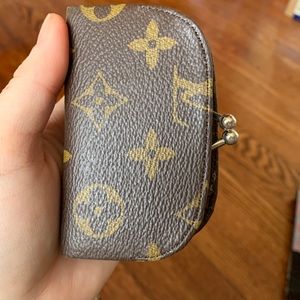 Louis Vuitton change purse